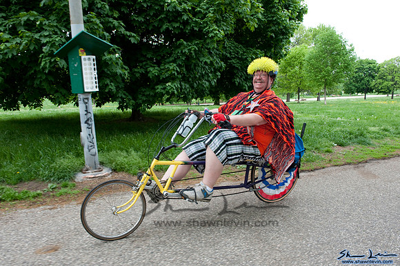 AVAM Kinetic Sculpture Race 2009_1100.jpg