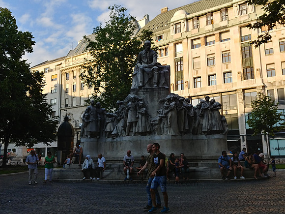 0724181915a_HDR