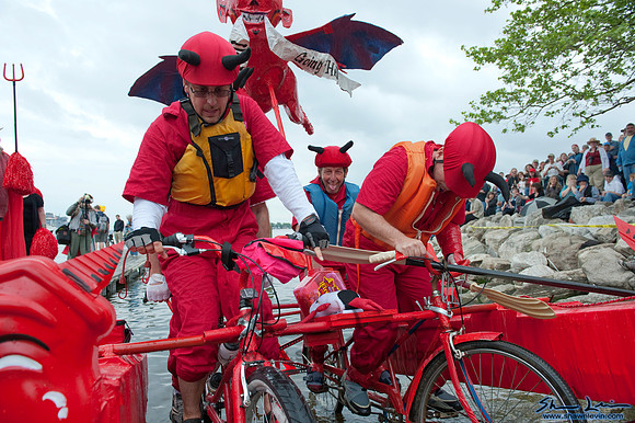 AVAM Kinetic Sculpture Race 2009_0437.jpg