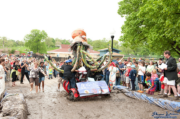 AVAM Kinetic Sculpture Race 2009_0903.jpg