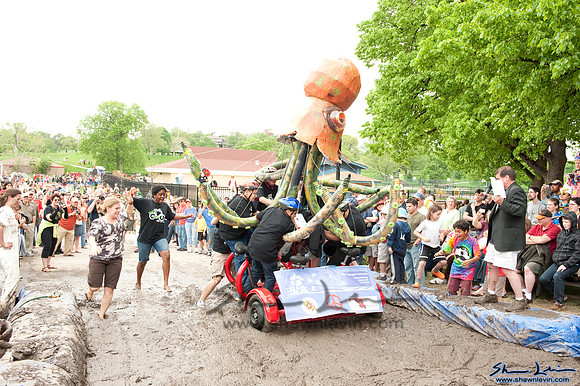 AVAM Kinetic Sculpture Race 2009_0905.jpg