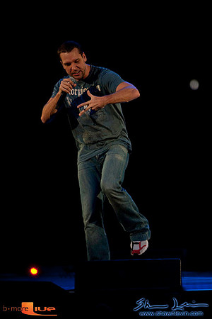 Dane Cook @ 1st Mariner Arena 05012009_0171