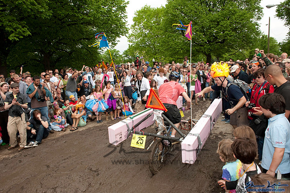 AVAM Kinetic Sculpture Race 2009_0834.jpg