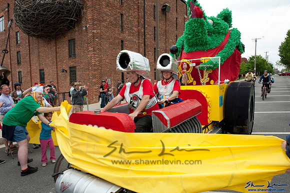 AVAM Kinetic Sculpture Race 2009_1349.jpg