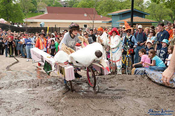 AVAM Kinetic Sculpture Race 2009_0819.jpg