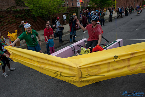 AVAM Kinetic Sculpture Race 2009_1328.jpg