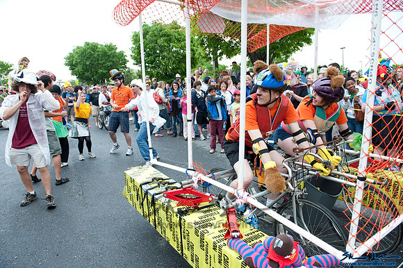 AVAM Kinetic Sculpture Race 2009_0602.jpg