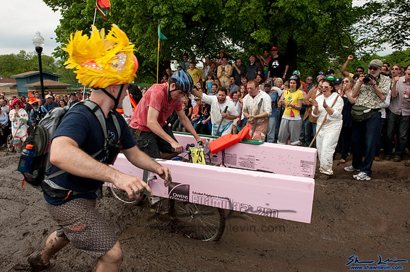 AVAM Kinetic Sculpture Race 2009_0831.jpg